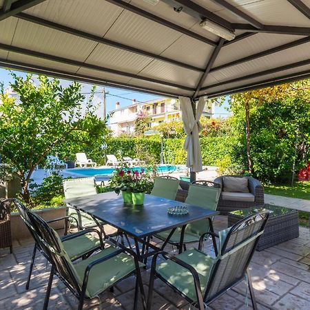 Stunning Apartment In Kastel Stari With Wifi Kastela Ngoại thất bức ảnh